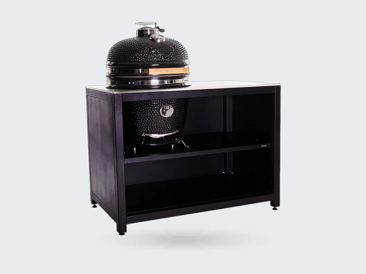 Yakiniku Luxe buitenkeuken, Zwart Yakiniku Luxe buitenkeuken frame 120x70 cm met 19 inch Yakiniku kamado in de uitsparing, vrijstaand op wit